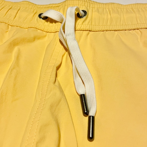 Onia The Charles Solid Yellow Lined Swim Shorts Trunks 5 " Inseam Men's Small - Picture 10 of 14